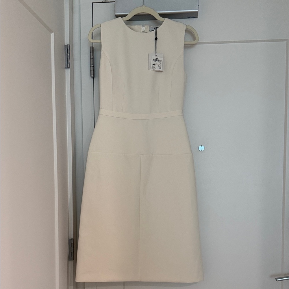 Elegant Cream Sleeveless Dress